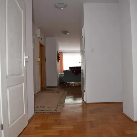 Dgm Apartment Warsaw
